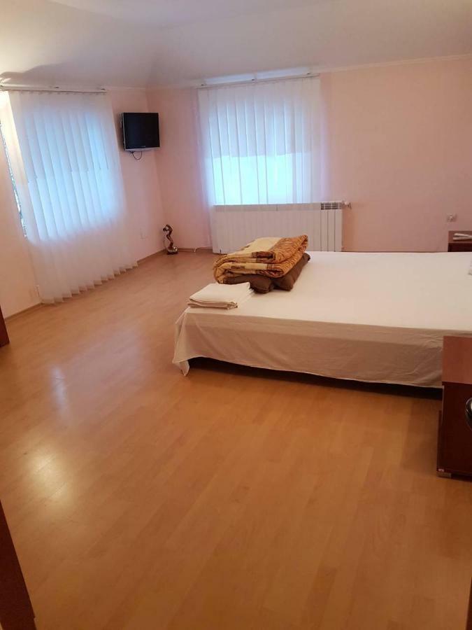 Guest House Iveta Szófia Kültér fotó
